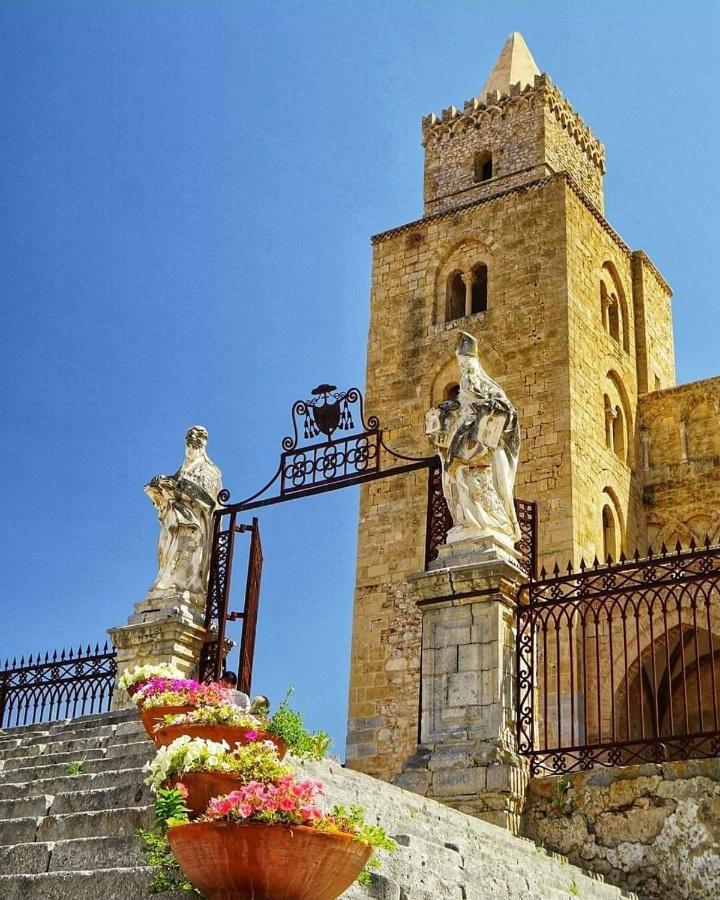Familyholidays La Finestra Di Fronte Cefalù Exteriér fotografie