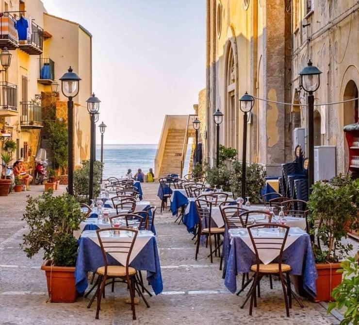 Familyholidays La Finestra Di Fronte Cefalù Exteriér fotografie